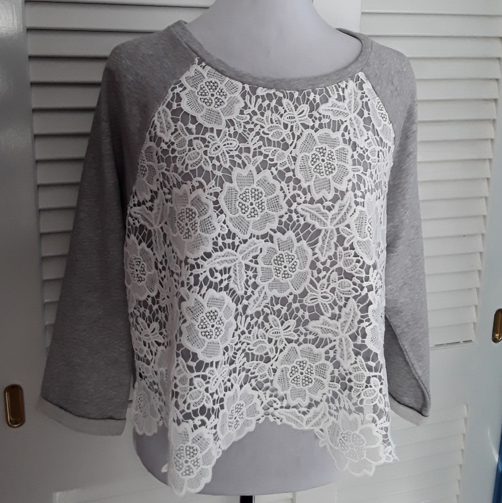 Divided by H&M Lace Front Sweatshirt NWOT
